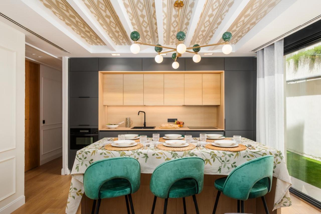 Apartamentos La Zagalilla มาลากา ภายนอก รูปภาพ