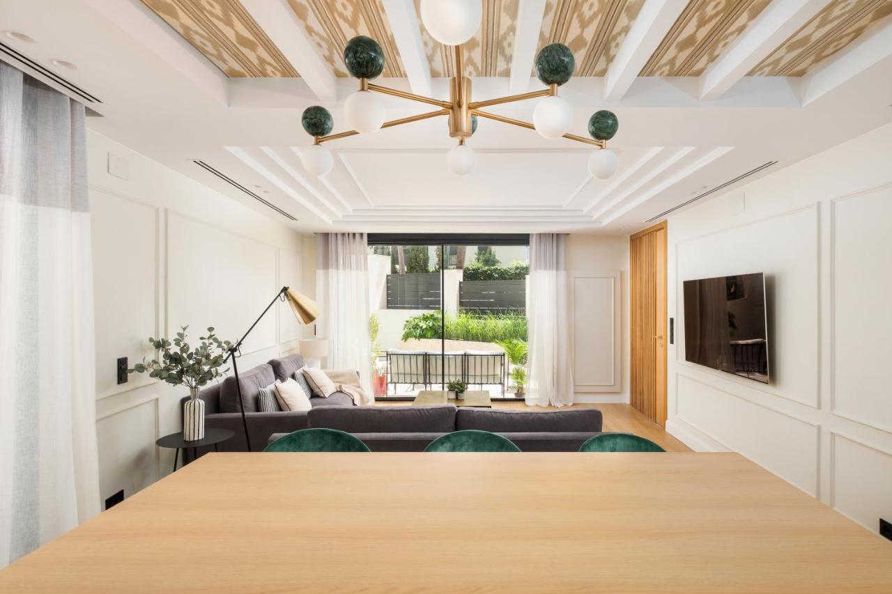 Apartamentos La Zagalilla มาลากา ภายนอก รูปภาพ