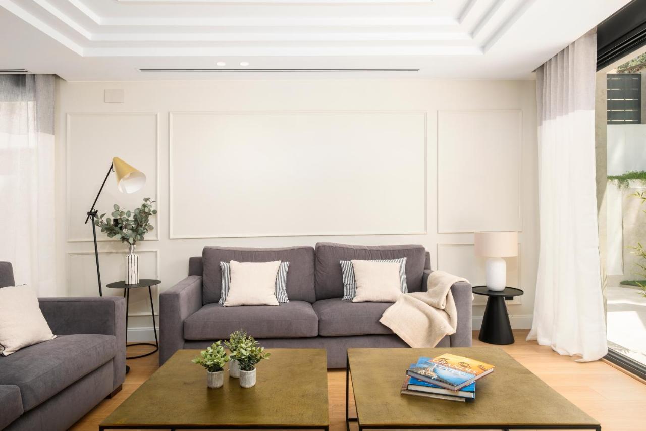 Apartamentos La Zagalilla มาลากา ภายนอก รูปภาพ