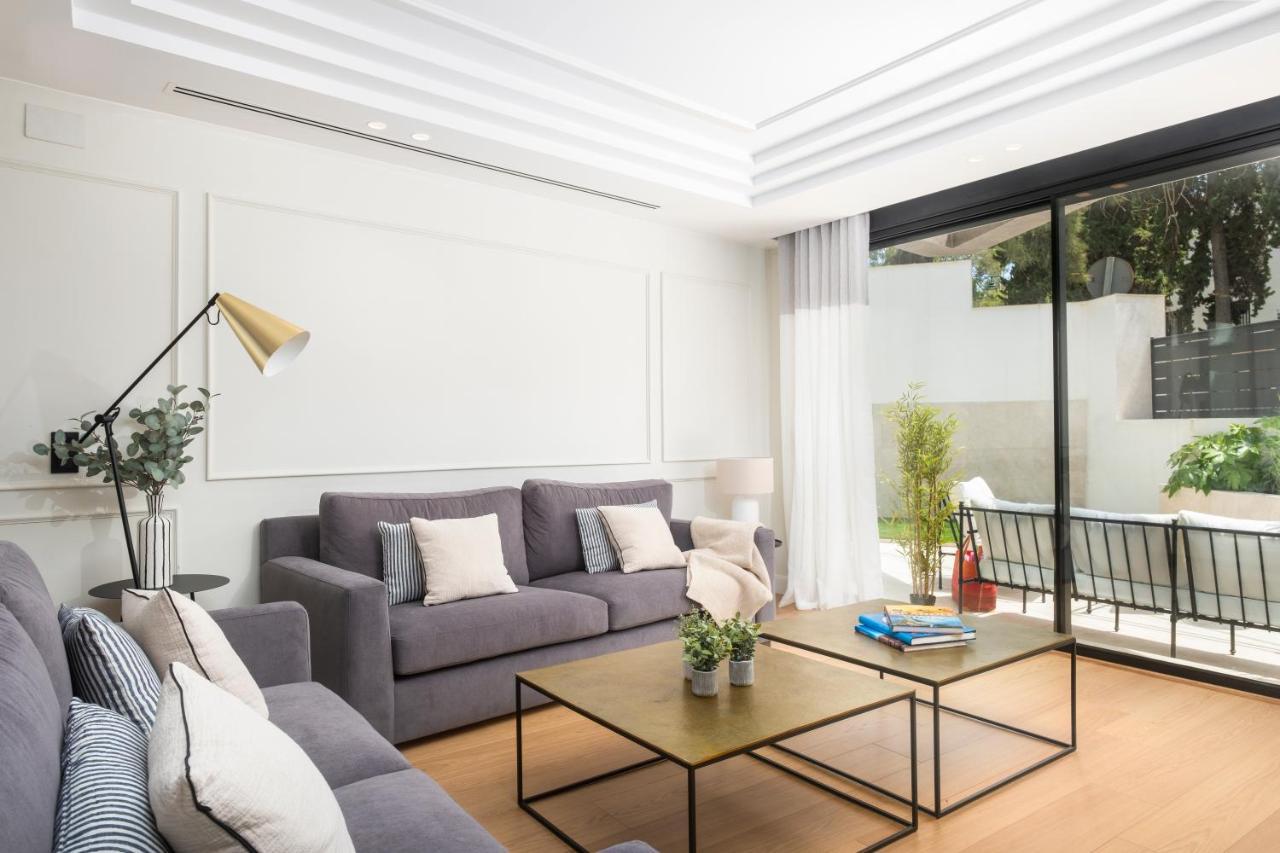 Apartamentos La Zagalilla มาลากา ภายนอก รูปภาพ